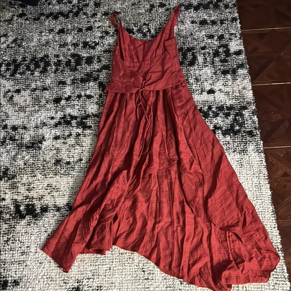 BCBGMaxAzria Dresses & Skirts - BCBGMaxAzria High‎ Low Dress in Rich Red